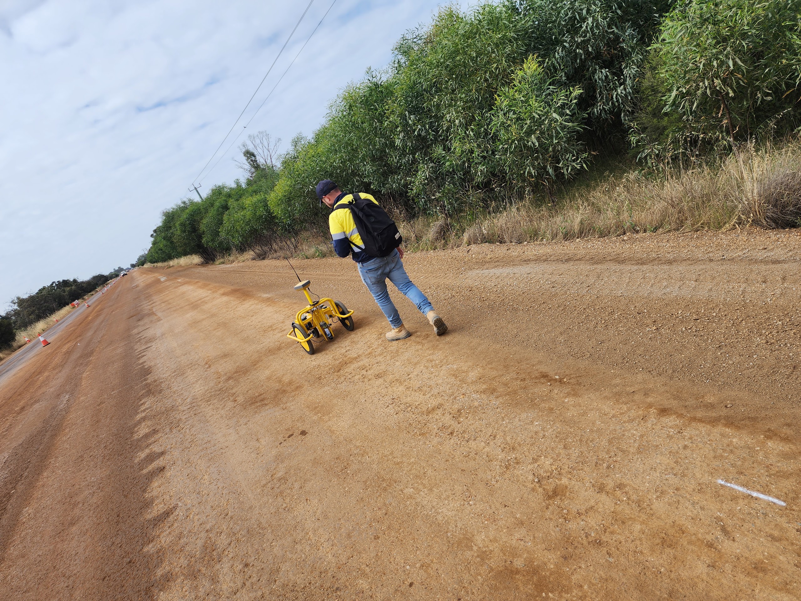 Innovative Tiny Surveyor technology demonstration for precise automated surveying